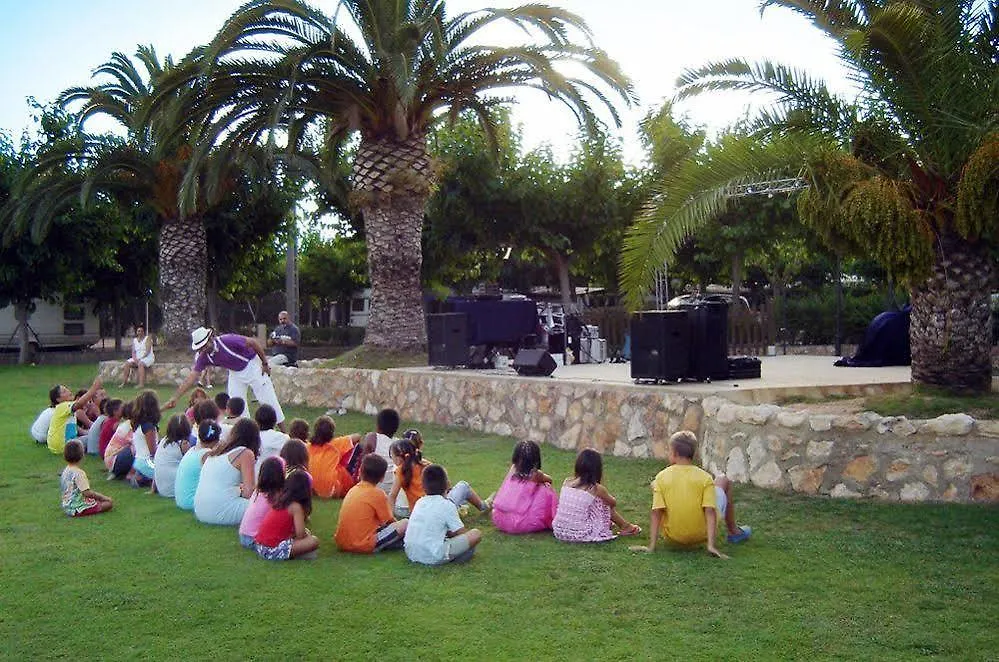 Camping L'Alba Hotel Creixell 2*,